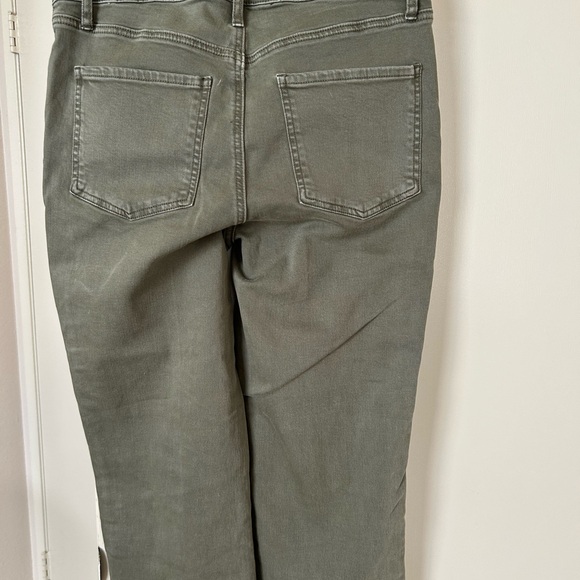 New with Tags! Chico’s High Rise Straight Leg Crop Olive Jean- Size 1 (8) - Picture 2 of 6